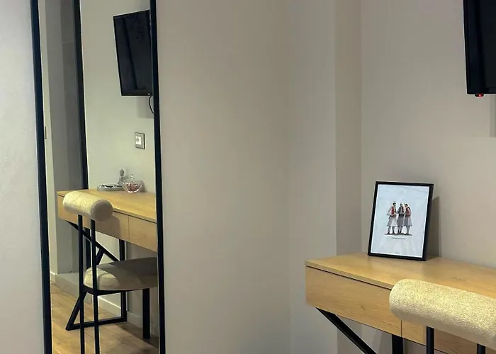 Blloku Area Studio Apartment