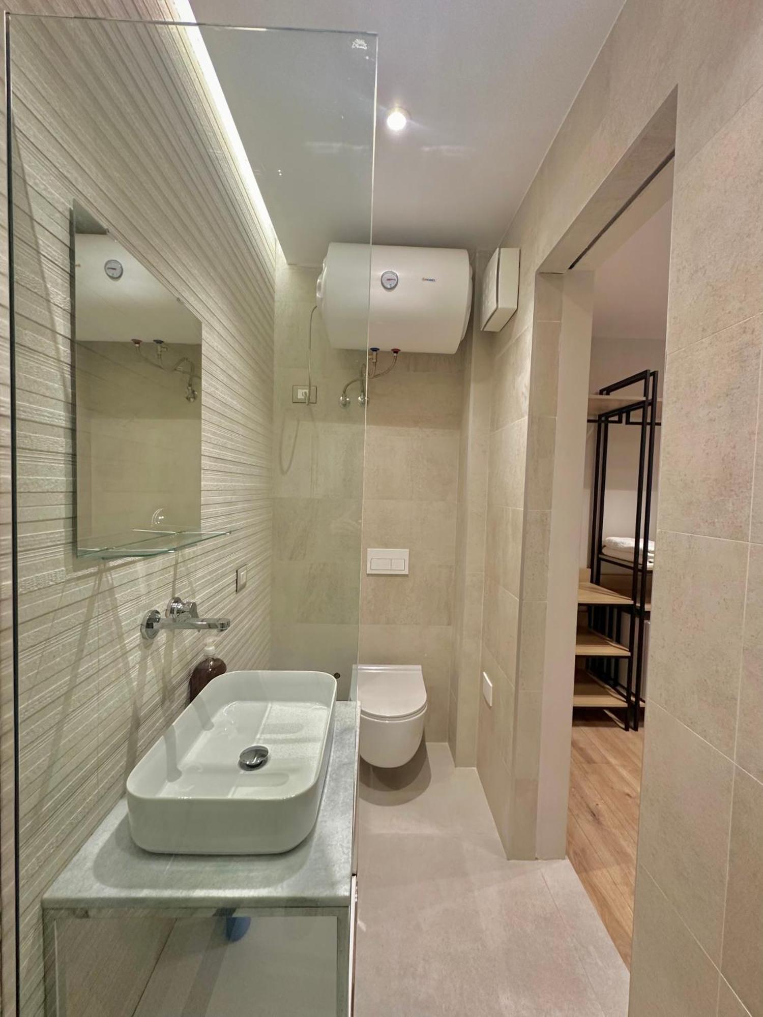 Blloku Area Apartamento *